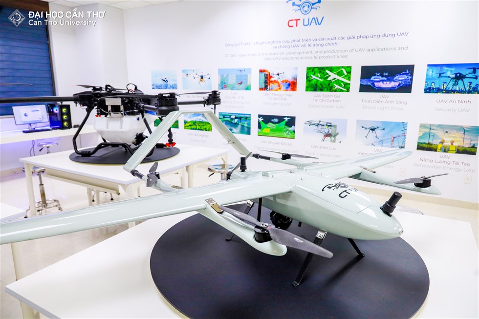 UAV & Robot AgriTech Innovation Lab