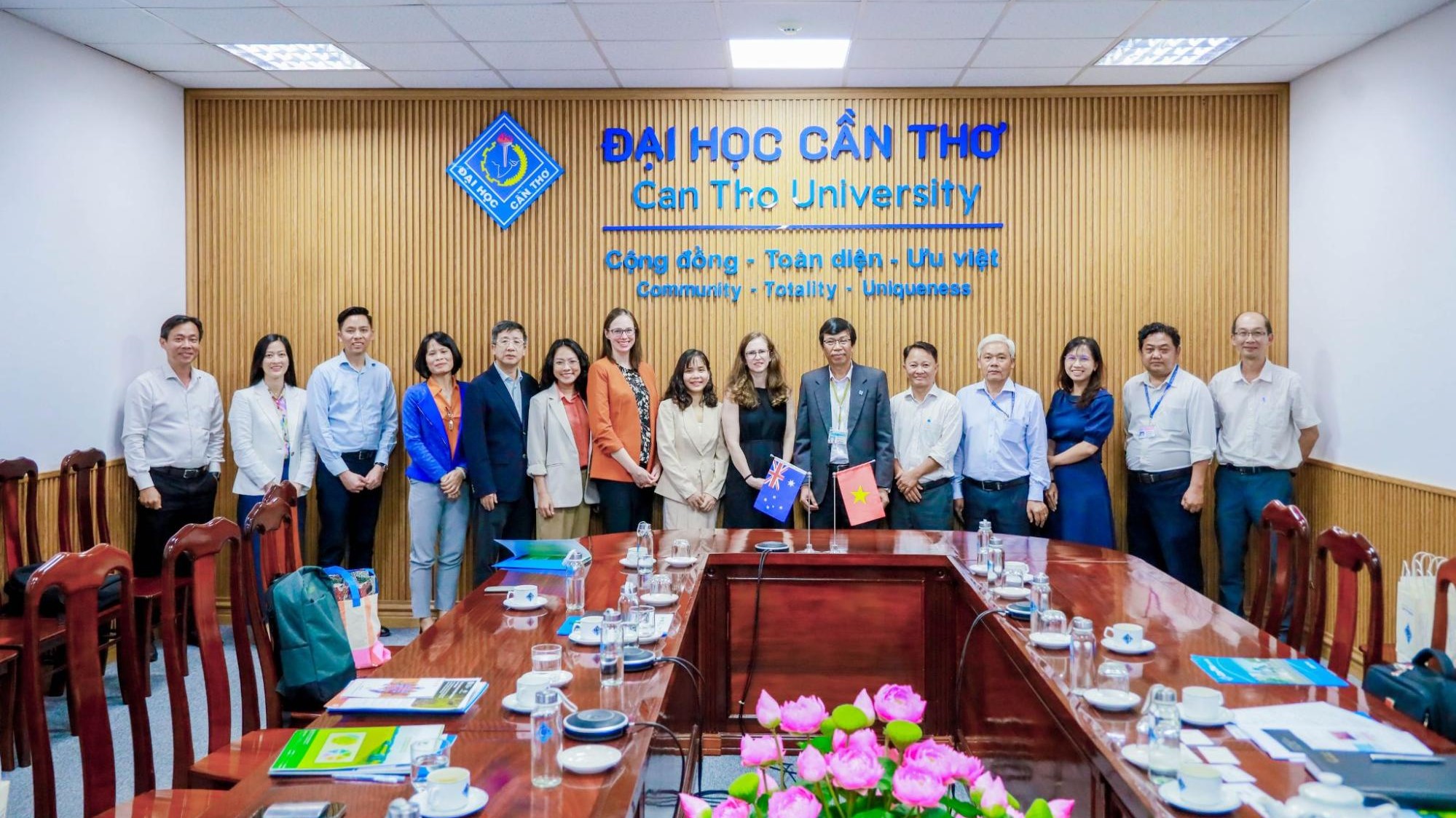 Can Tho University and the Australian Embassy in Hanoi: Cooperation…