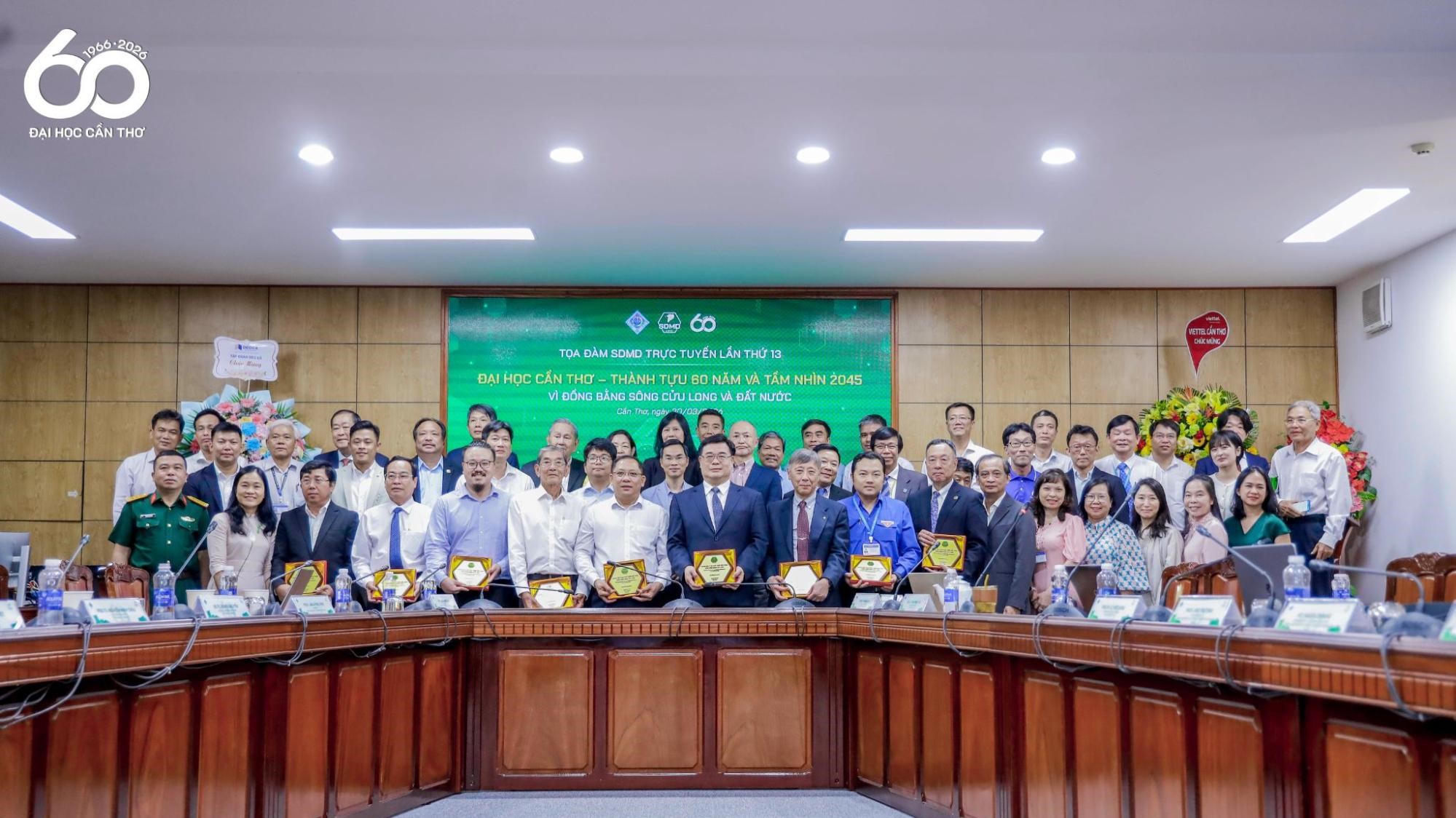 The 13th Quarterly Online SDMD Dialogue: “Can Tho University -…