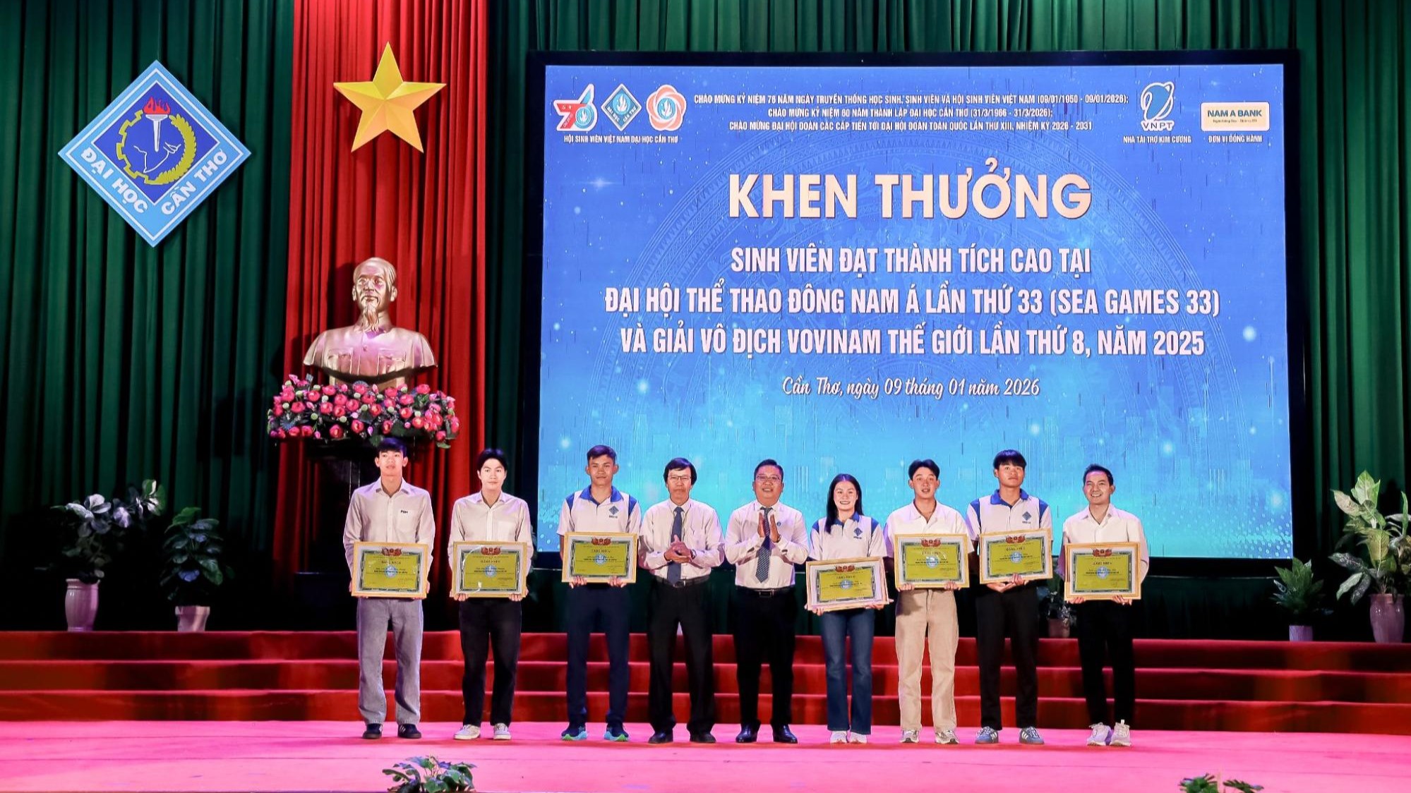 Sinh viên Đại học Cần Thơ tỏa sáng tại SEA…