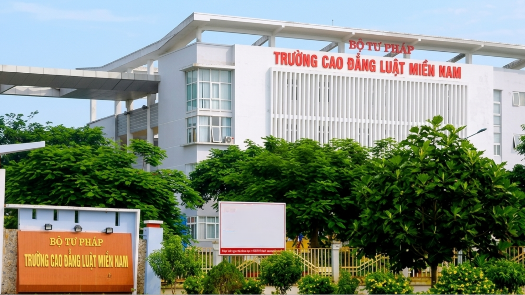 Trường Cao đẳng Luật Miền Nam sáp nhập vào Đại…