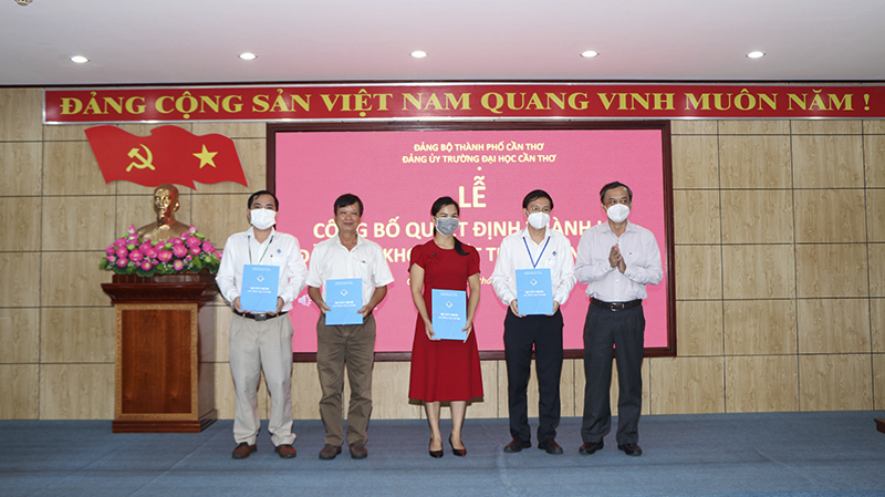 Lễ Công bố Quyết định thành lập Đảng bộ Khoa…