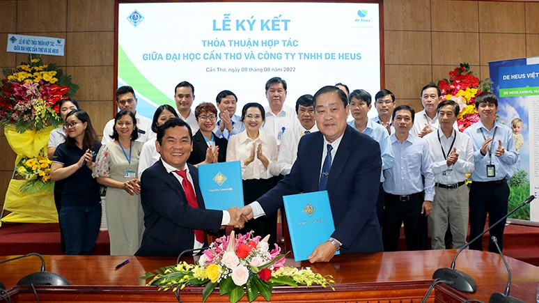 Lễ Ký kết hợp tác với Công ty TNHH De…