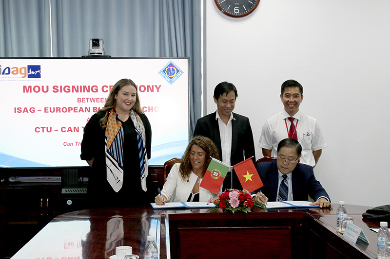 Cooperation signing ceremony with European Business School - ISAG, Portugal