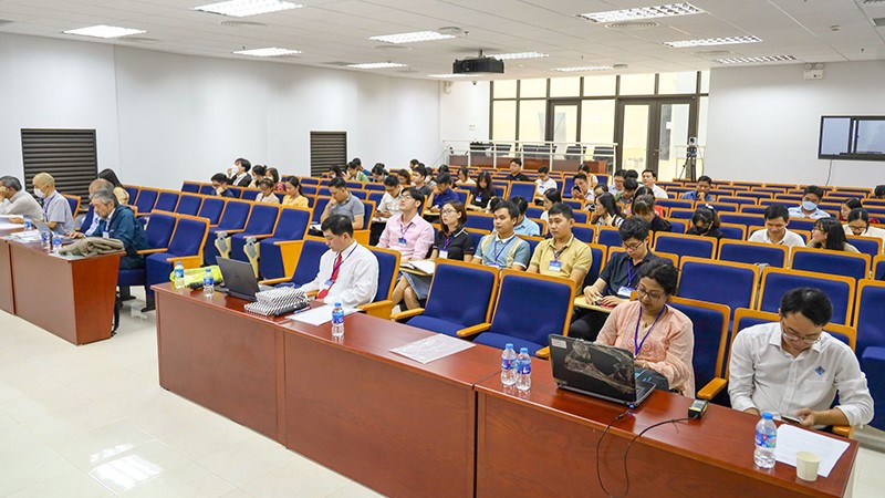 Hội thảo khoa học “Tính toán thiết kế vật liệu…