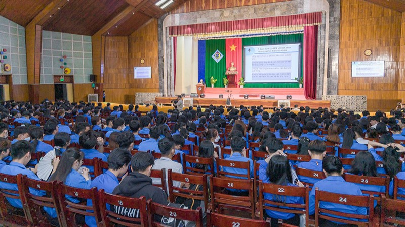 Lễ Tuyên dương Thanh niên tiêu biểu trong học tập…