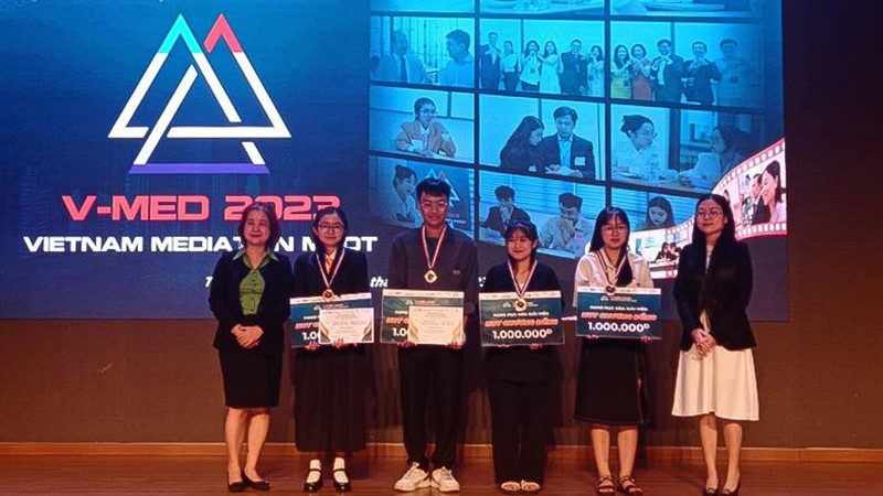 Sinh viên Trường Đại học Cần Thơ đạt giải nhất…